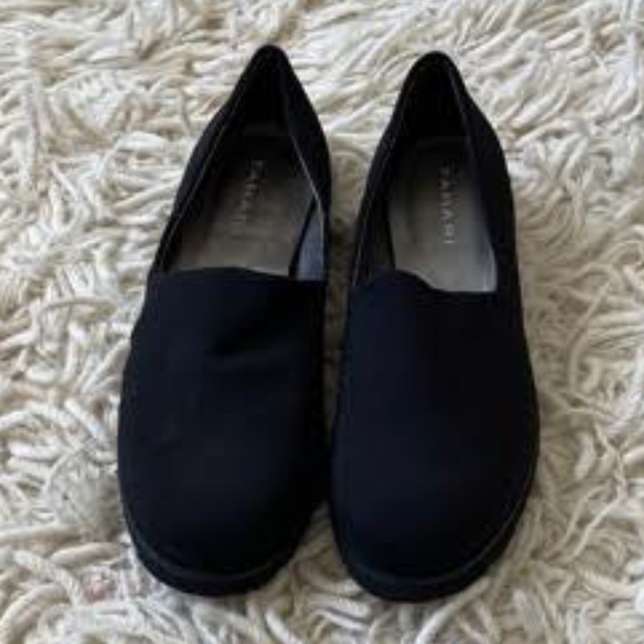 Tahari NWOT - Picture 1 of 5